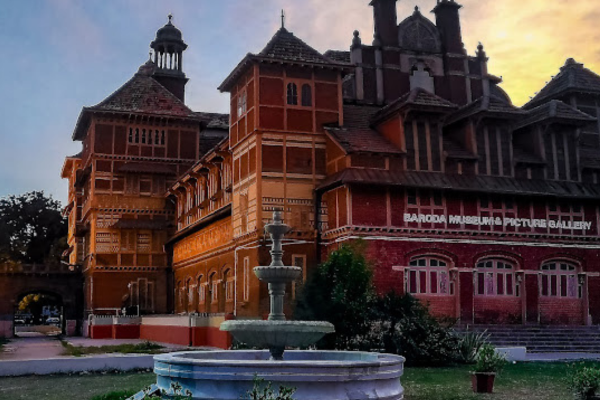 Ahmedabad to Vadodara Cab